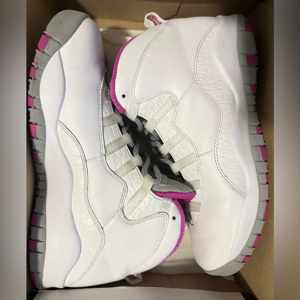 Jordan 10 Retro Maya Moore (GS) – Size 7 Youth Preowned EUC - Picture 2 of 16